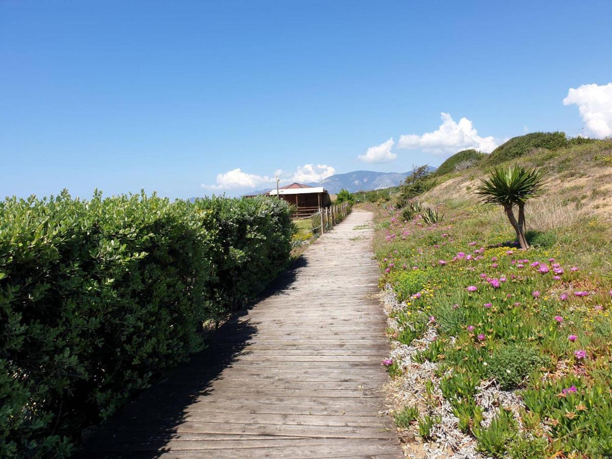 LA VILLA fronte SPIAGGIA BANDIERA BLU Sperlonga Esterno foto