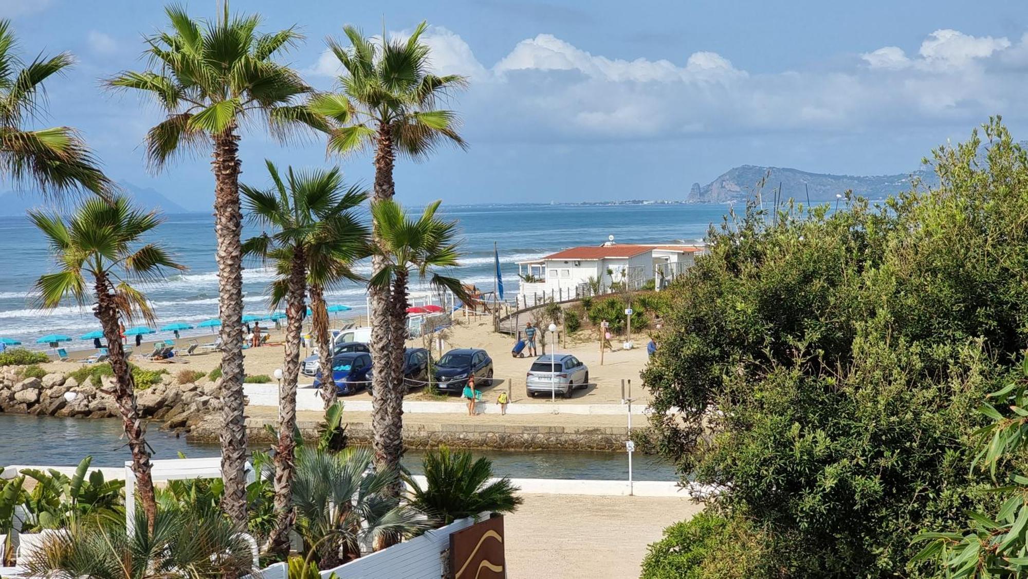 LA VILLA fronte SPIAGGIA BANDIERA BLU Sperlonga Esterno foto