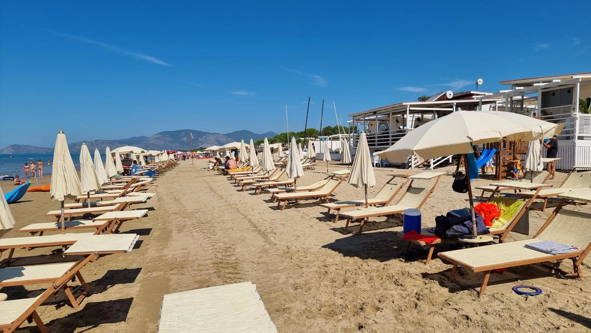 LA VILLA fronte SPIAGGIA BANDIERA BLU Sperlonga Esterno foto