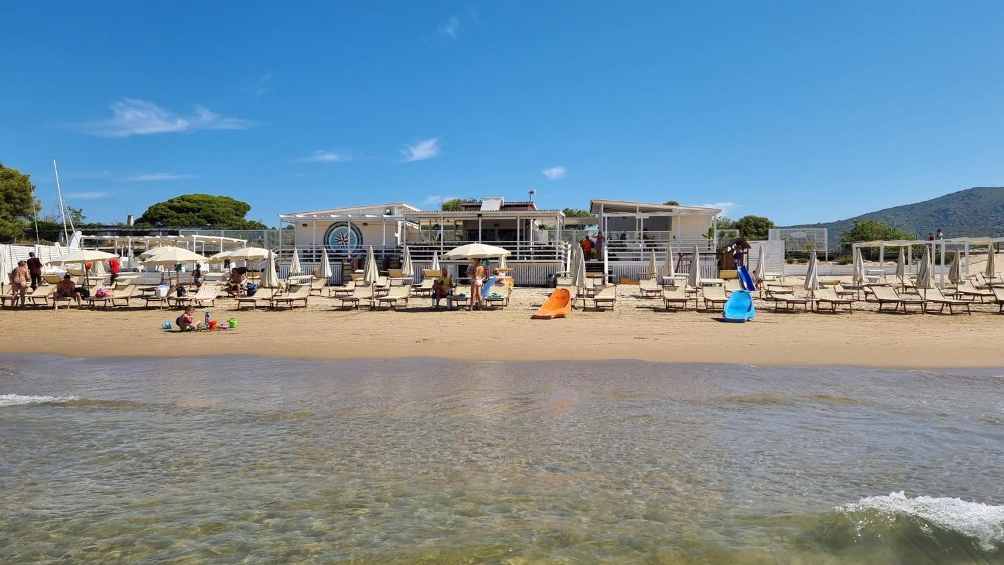 LA VILLA fronte SPIAGGIA BANDIERA BLU Sperlonga Esterno foto