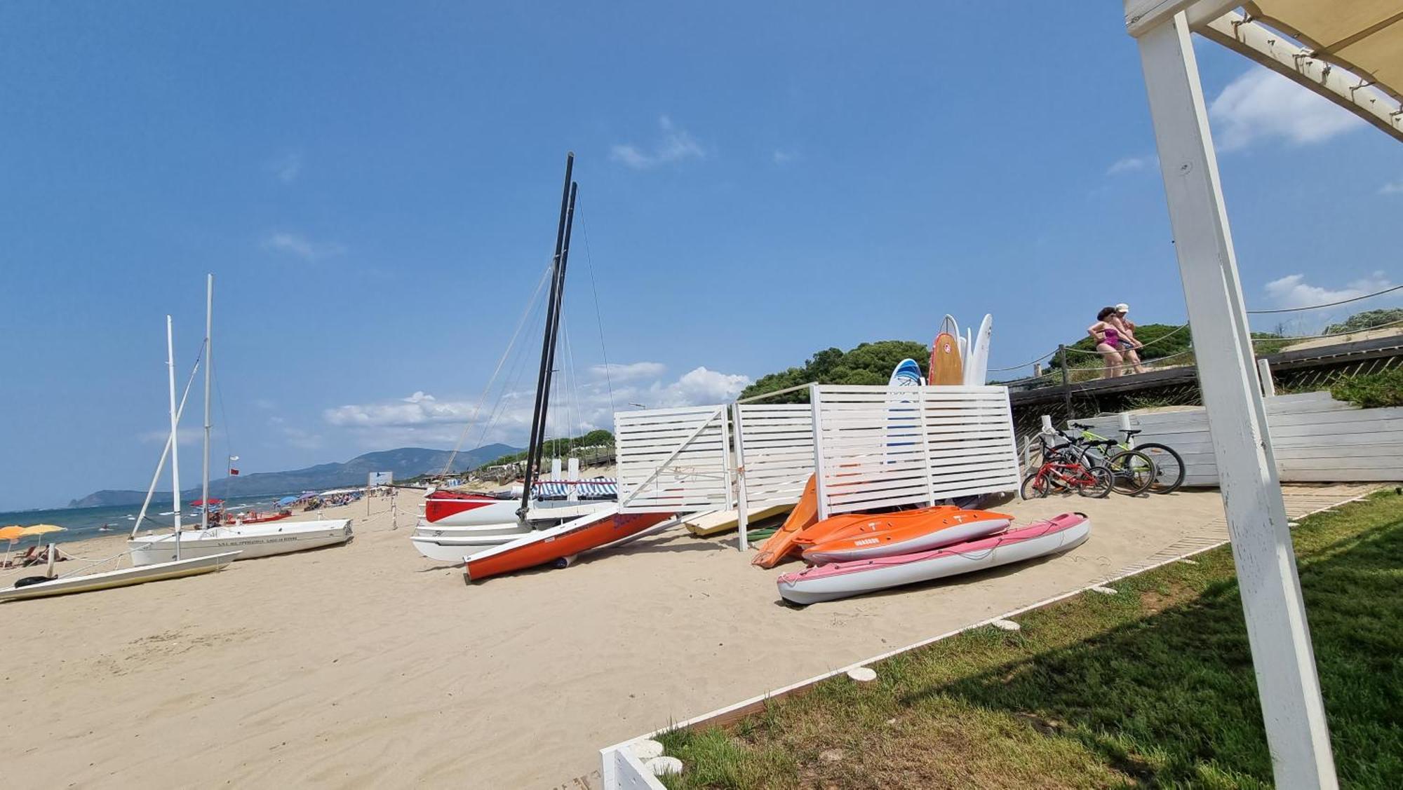LA VILLA fronte SPIAGGIA BANDIERA BLU Sperlonga Esterno foto