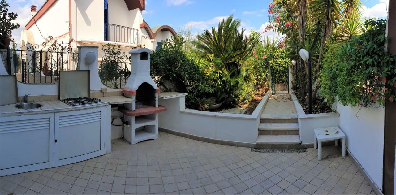 LA VILLA fronte SPIAGGIA BANDIERA BLU Sperlonga Esterno foto